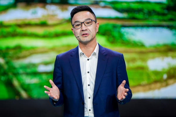 托普云农，十八而志，AI启未来