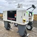 无人车式高通量表型采集分析平台(横跨式)